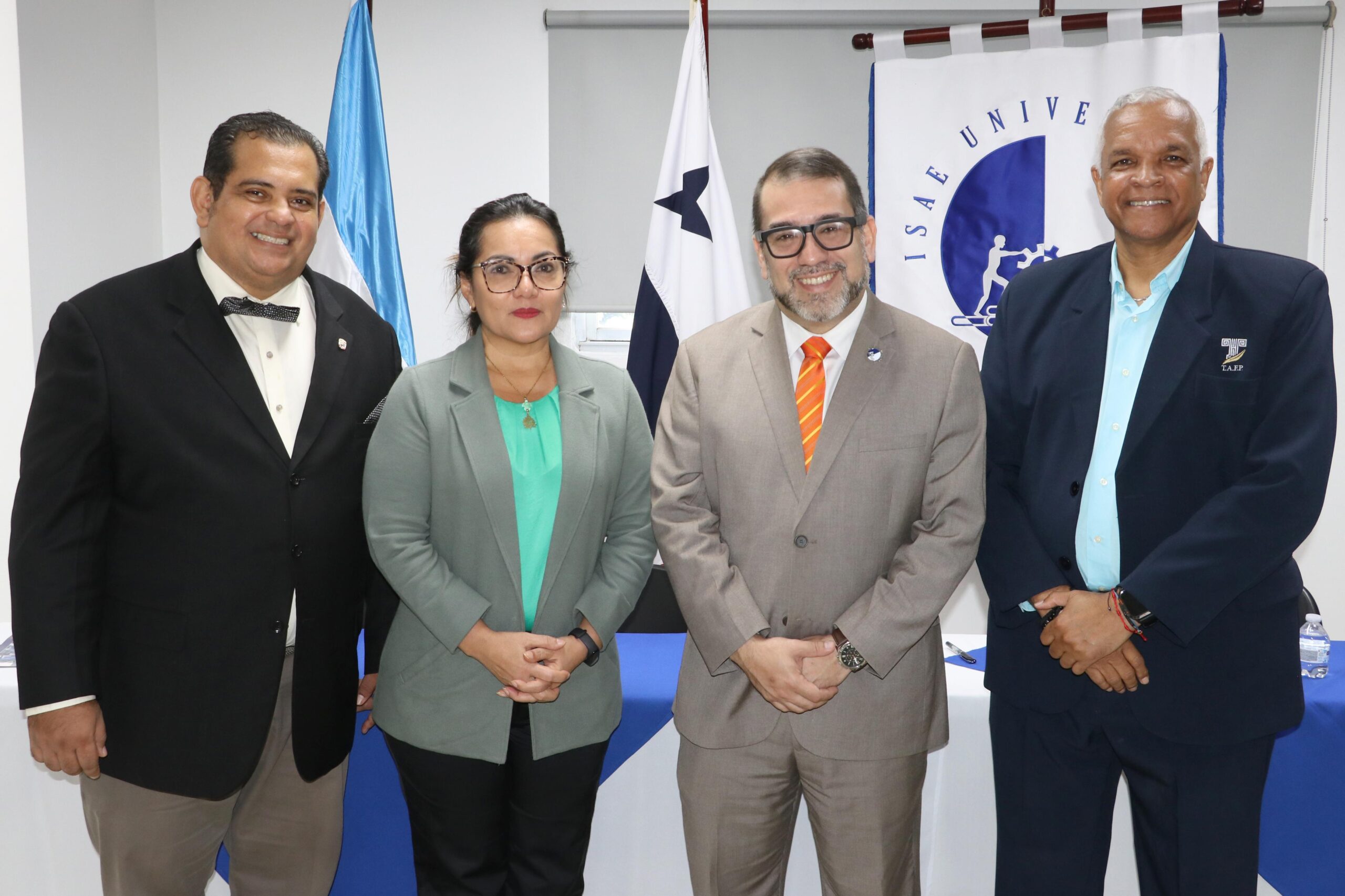 ISAE Universidad y Noun Eventos & Capacitación Ejecutiva2
