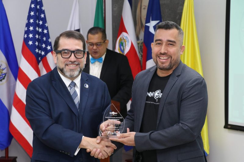 Turismo que transforma - Decano Dr. Gustavo González ISAE Eric Agrazal INNOBUC